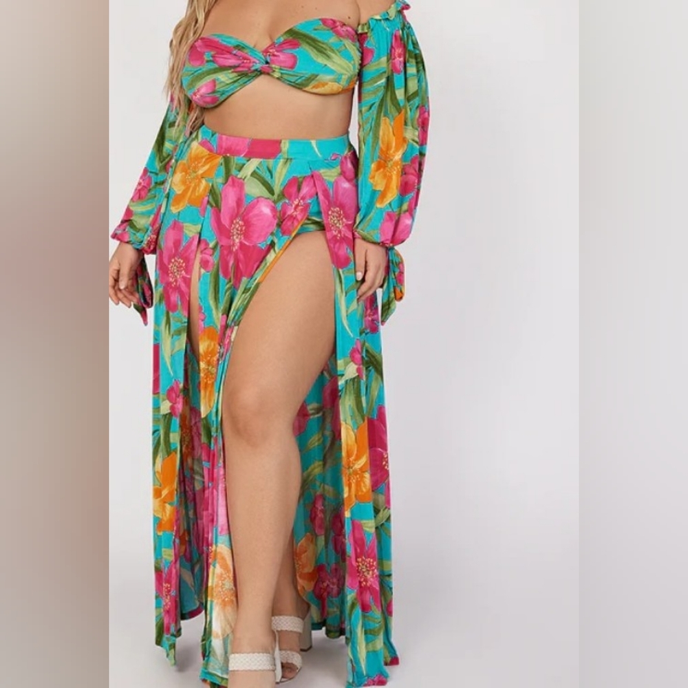 Three piece swim suit